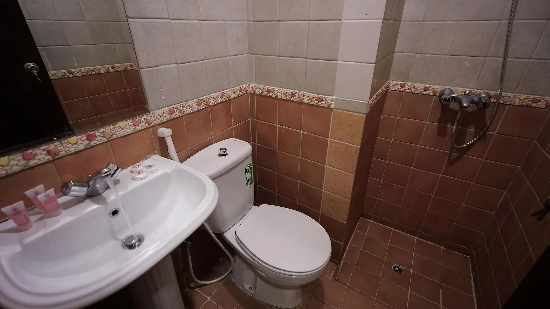 Qasr Zuwar Hotel مكة